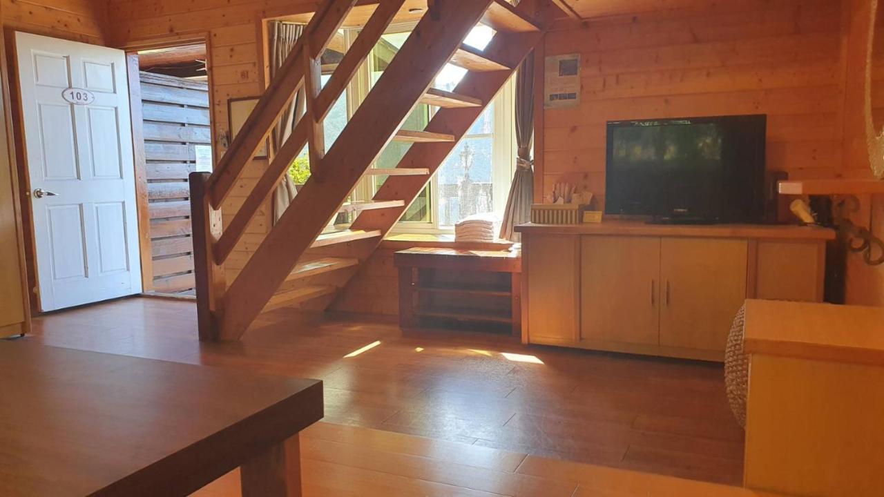 Yosemite Park B&B Женай Екстер'єр фото
