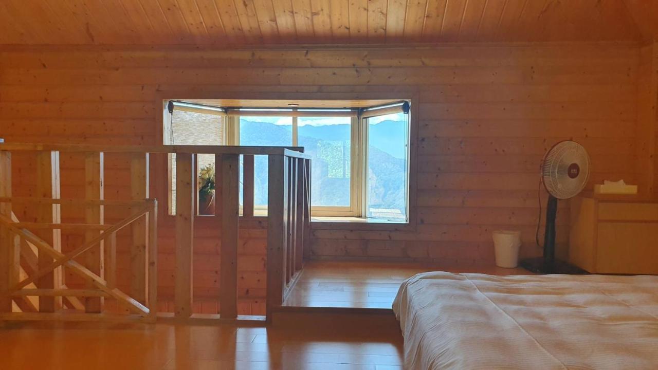 Yosemite Park B&B Женай Екстер'єр фото