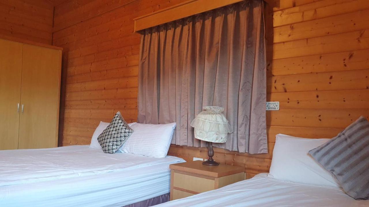 Yosemite Park B&B Женай Екстер'єр фото